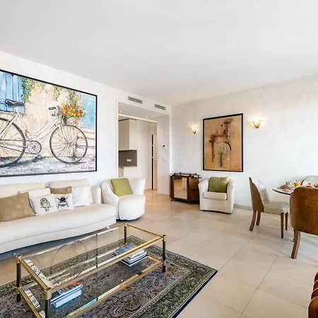 4 Pieces Vue Mer, 6 Pers, Balcon, Wifi, Garage * Villefranche-sur-Mer